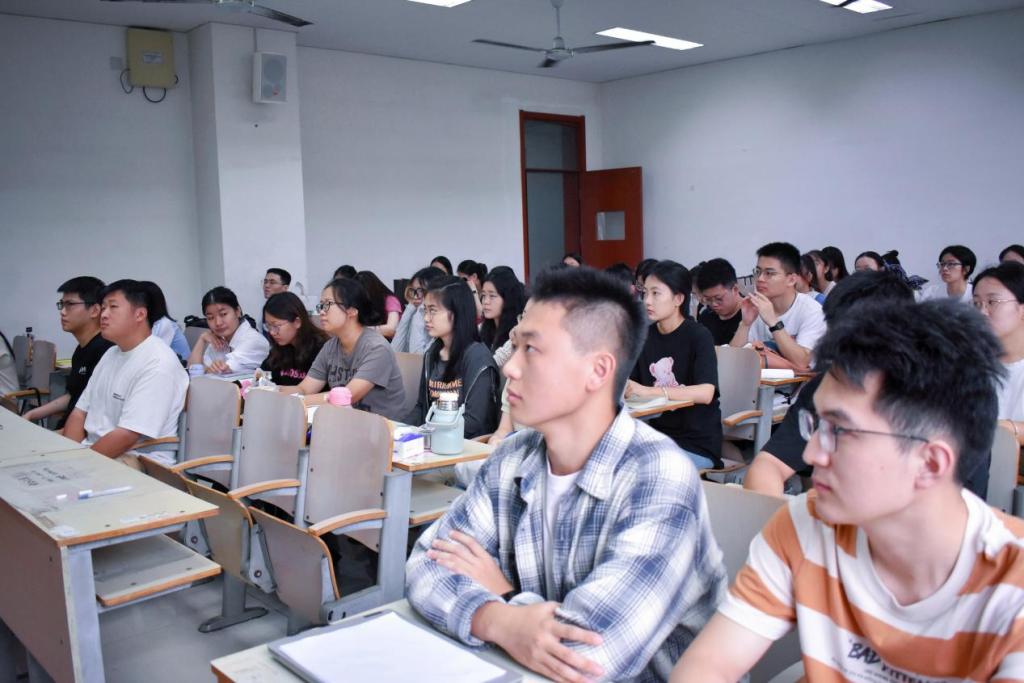 国外足球预测网站