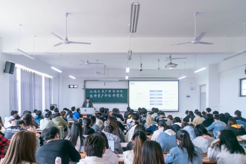 国外足球预测网站