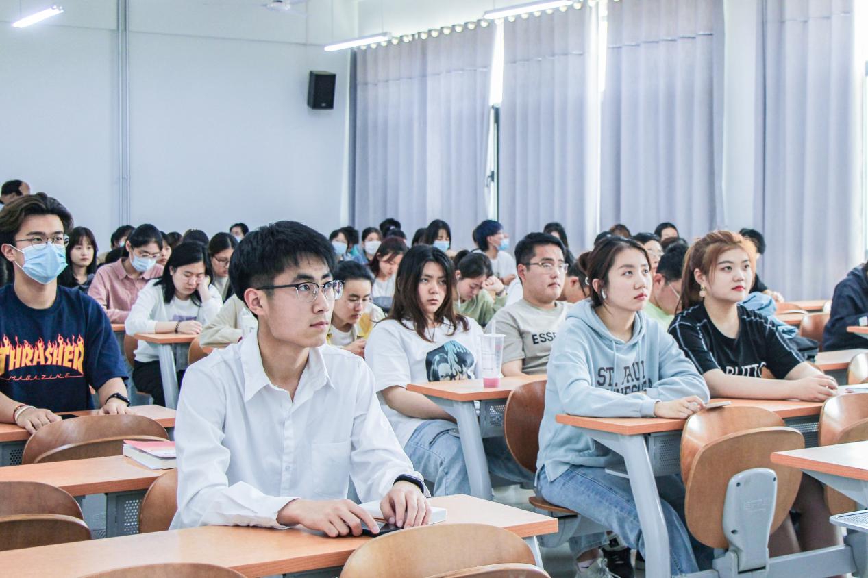 国外足球预测网站