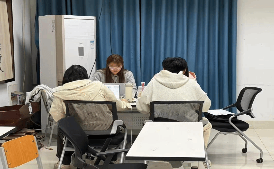国外足球预测网站