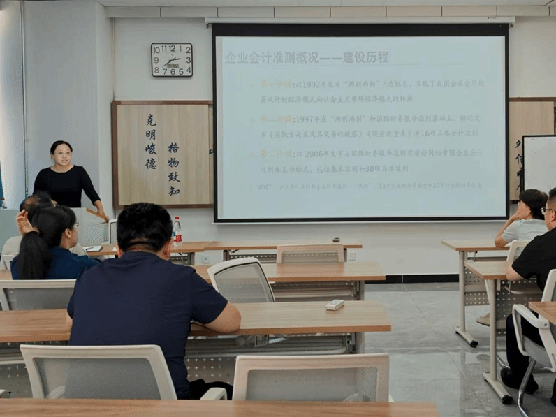2CE31 国外足球预测网站